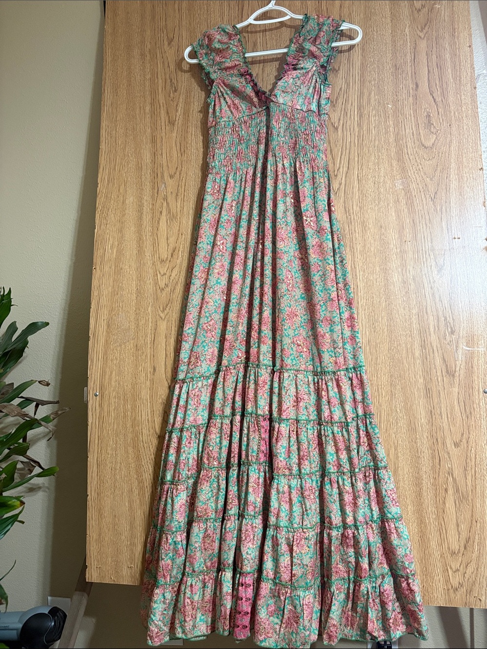Smocked Boho silki Maxi Dress in Green & Pink Floral